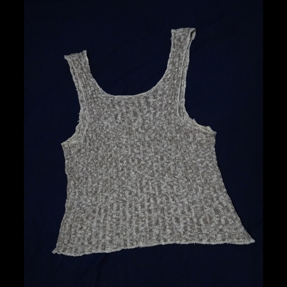 Chic Beige Crop Top - Picture 2 of 2